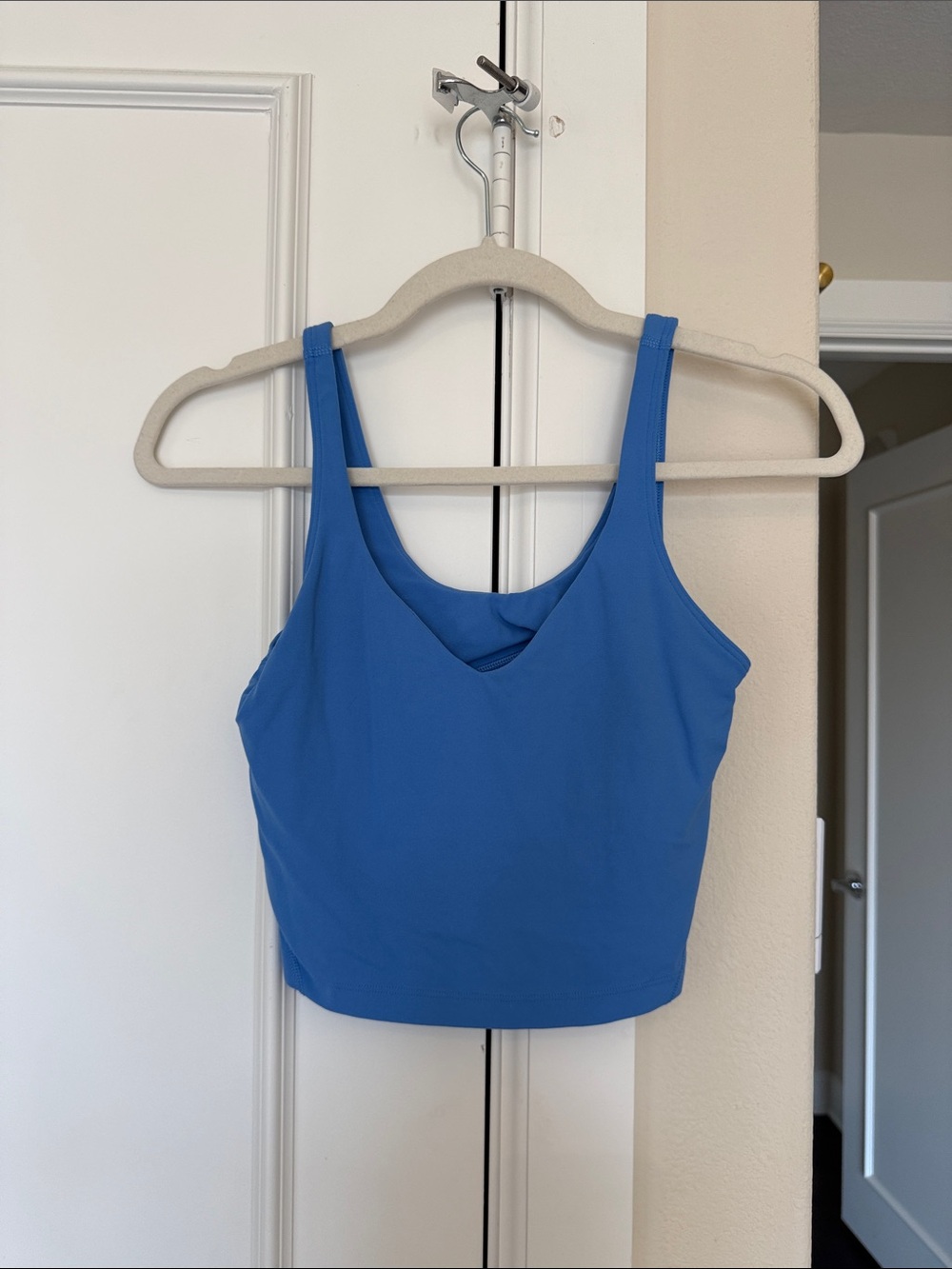 lululemon athletica Blue Scoop Neck Crop Tank
